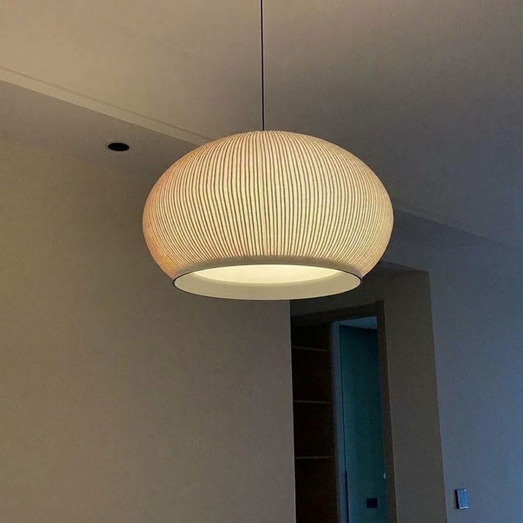 Modern Nordic Oval Pendant Light ā Creative White Lantern Chandelier for Living Room & Bedroom