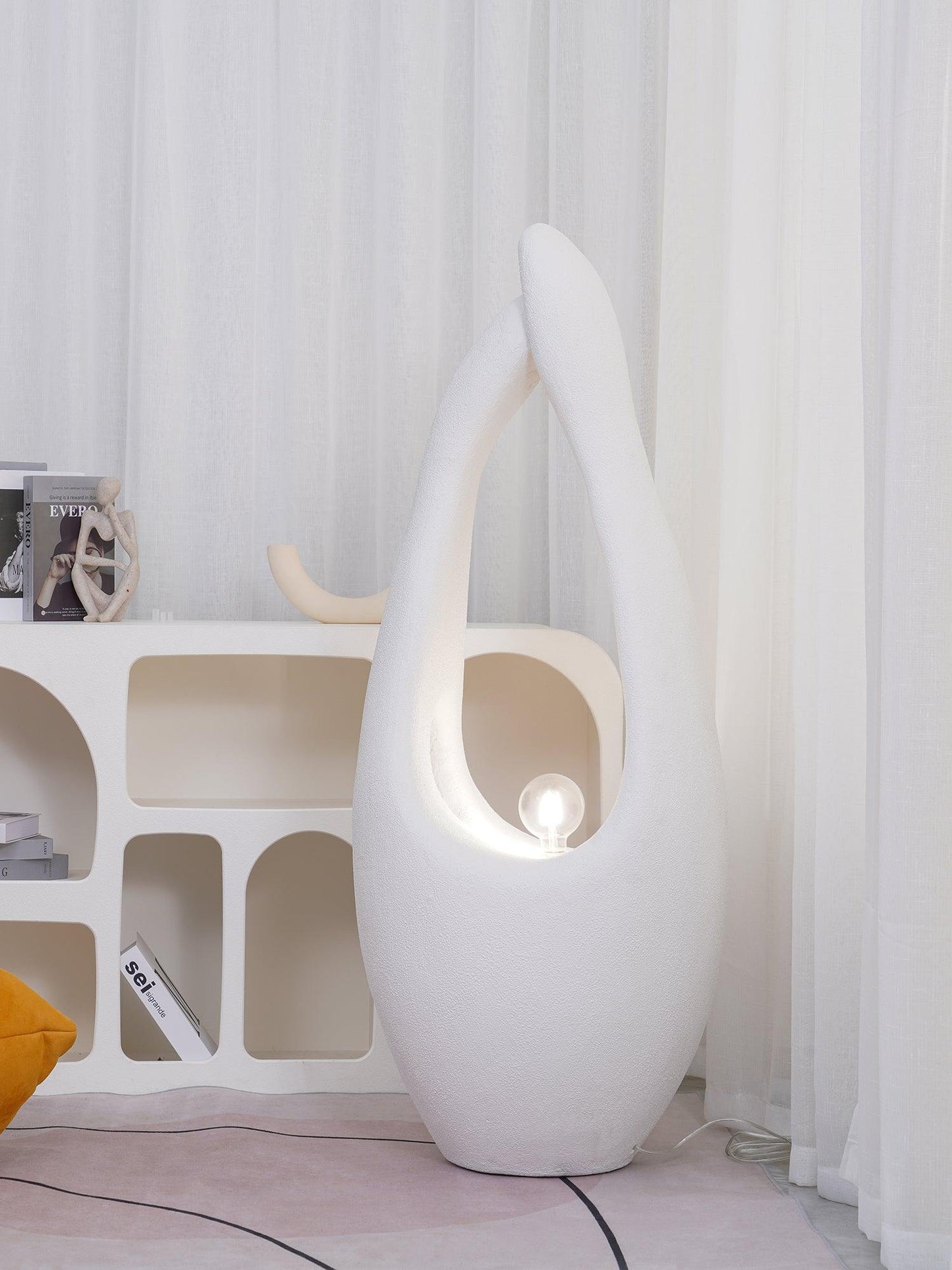 Nordic Glow – Sculptural White Floor Lamp for Serene Spaces
