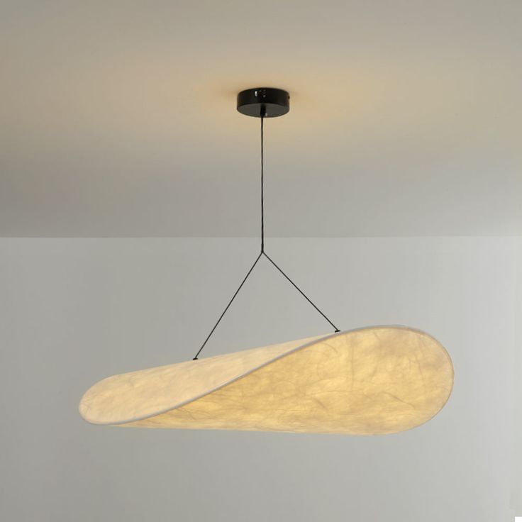 Cloud Form Pendant – Soft Minimalism in Motion
