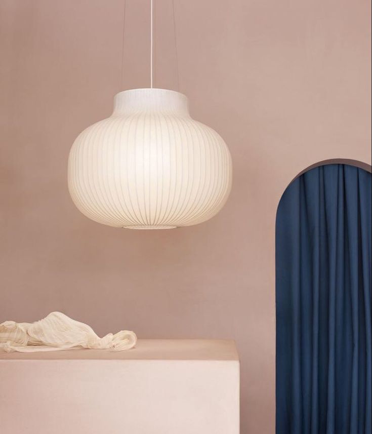 Muuto-Inspired Ribbed Globe Pendant Light – Soft Minimalist Statement for Modern Interiors