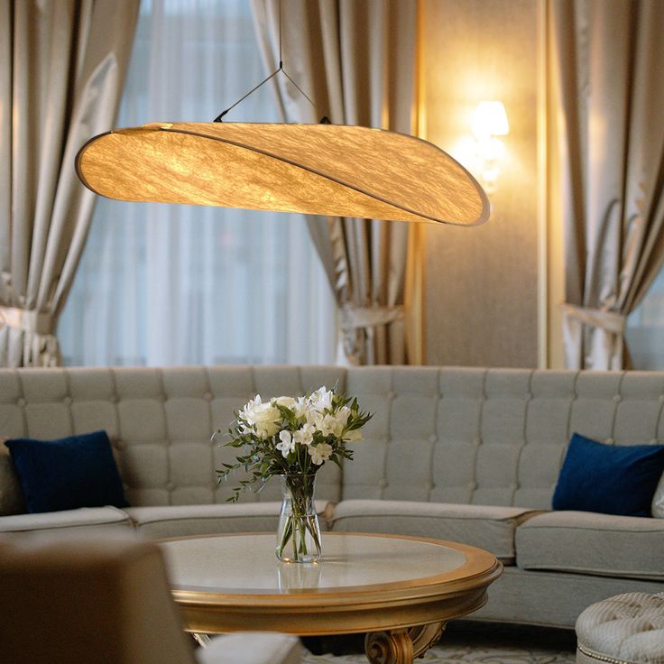 Cloud Form Pendant – Soft Minimalism in Motion