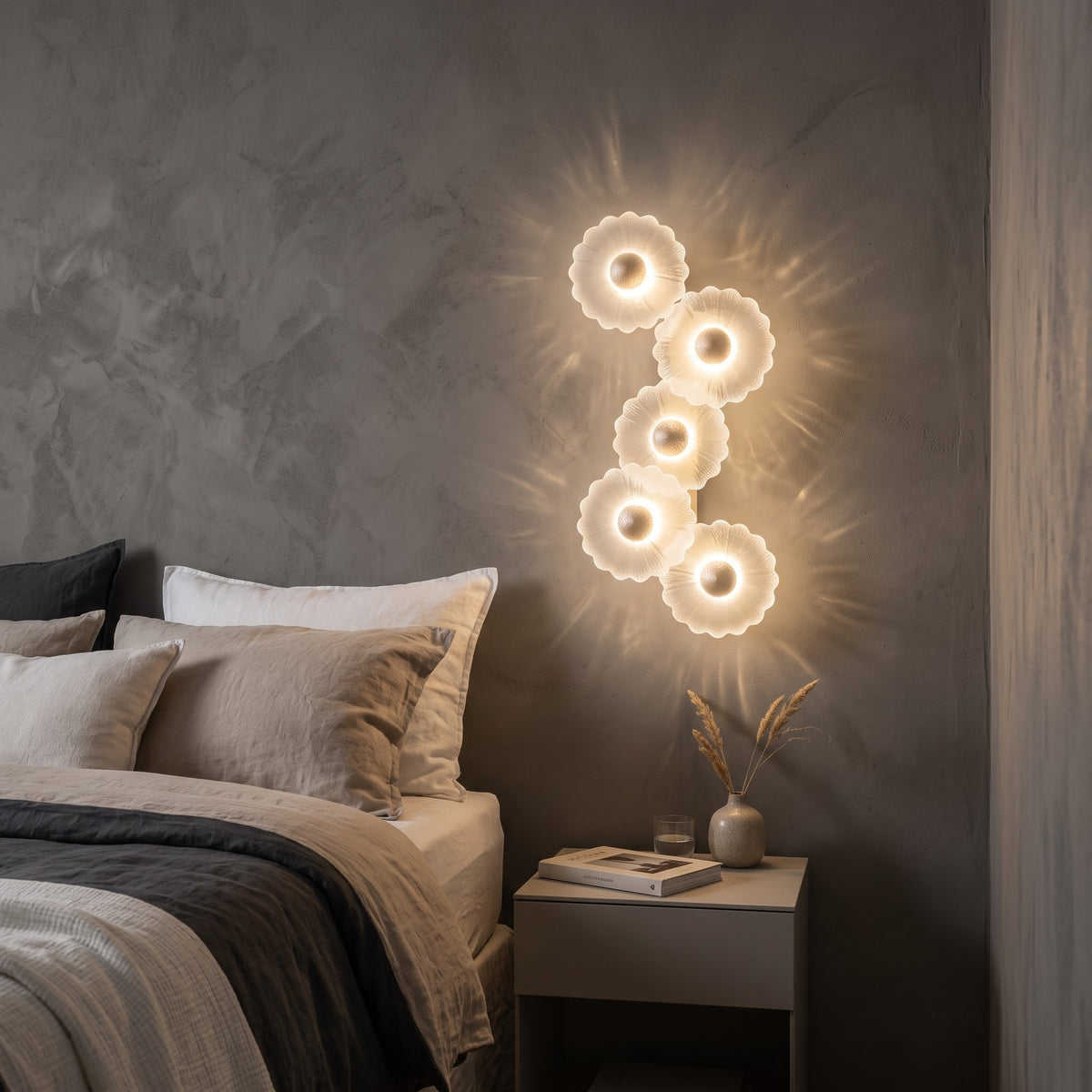 Round Flower Shape Decorative Wall Light — 5-Glow Frosted Glass S-Shape Accent Lamp