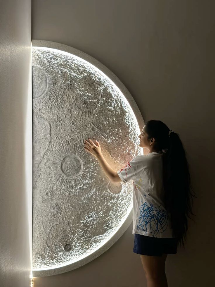 3D Half Moon LED Wall Lamp – Dimmable Wall Decor with Remote Control