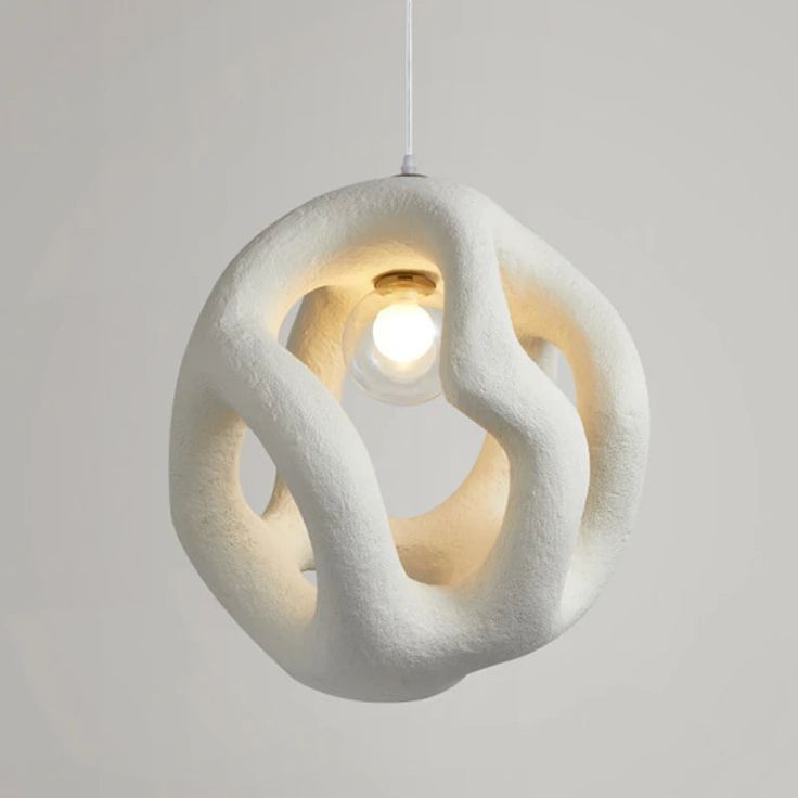 Nordic Japanese Globe Pendant Light – Minimalist Resin Hanging Lamp for Kitchen Island, Dining Room & Café