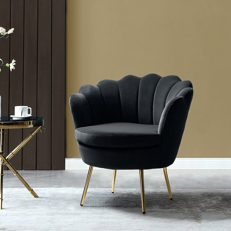 Luxury Flower Shell Velvet Accent Chair – Modern Petal Back Statement Chair