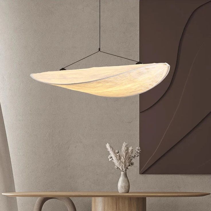 Cloud Form Pendant – Soft Minimalism in Motion