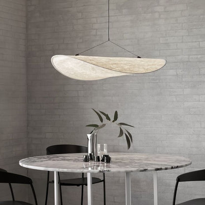 Cloud Form Pendant – Soft Minimalism in Motion