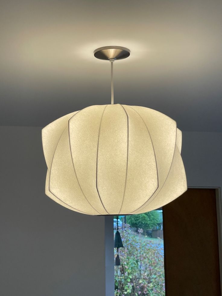 Nelson Propeller Bubble Pendant Light – Mid-Century Modern Suspension Lamp by George Nelson (52cm, Off White)